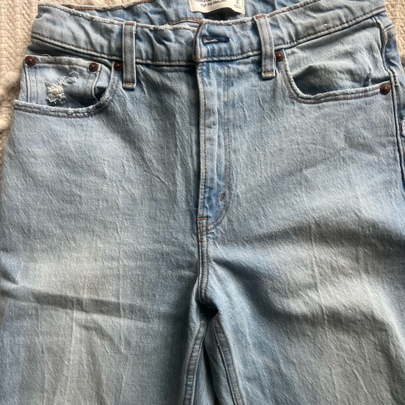 Abercrombie Jeans - Picture 3 of 7